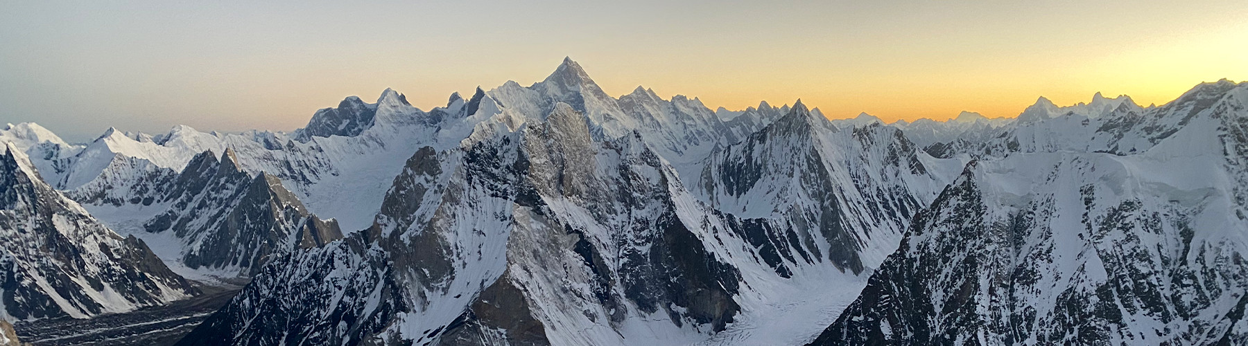 BROAD PEAK - Karakoramská osmitisícová výzva