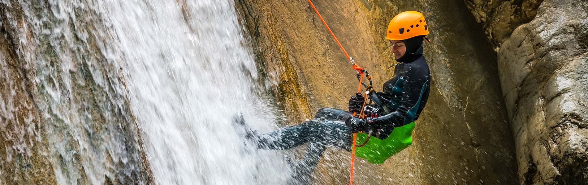 Stažení slaňovací osmy Pirana z prodeje