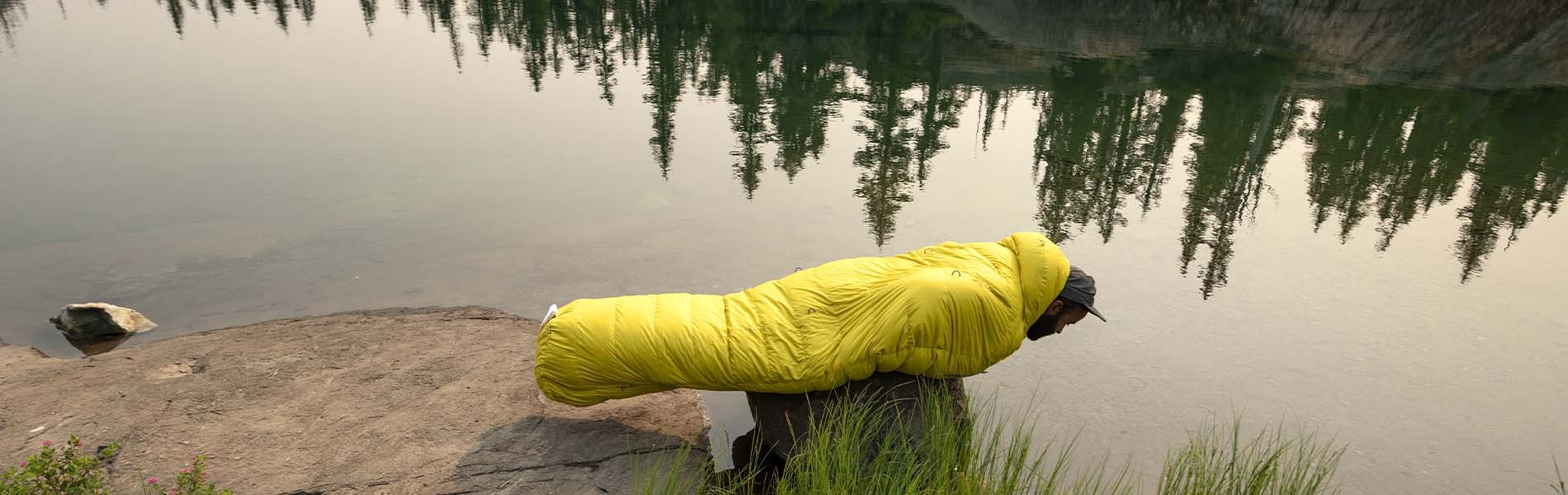 Třísezónní versus zimní spací pytle