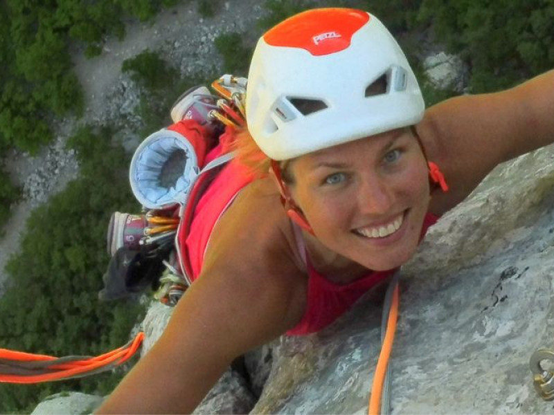 Miška Izakovičová - recenze lan Paso Guide